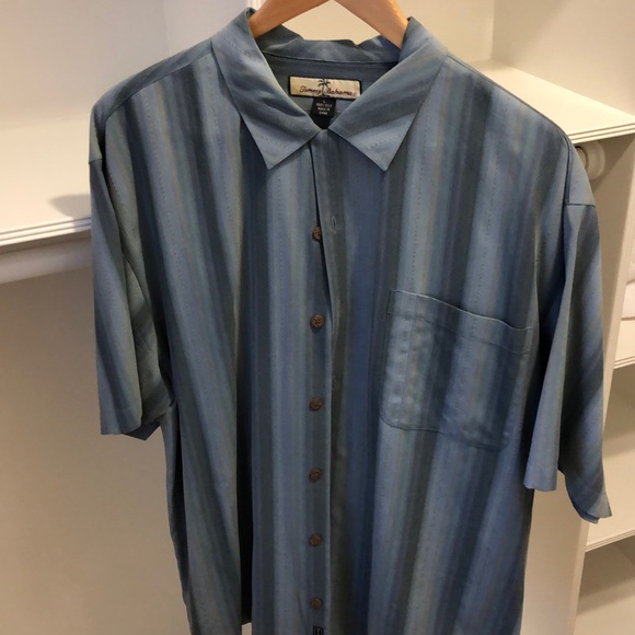 Tommy Bahama large button down short sleeve shirt - Picture 3 of 8